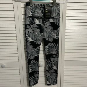 NWT Nike Running High Waist Legging Size XS